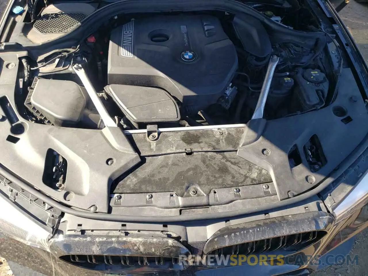 11 Photograph of a damaged car WBAJA7C55KWW17182 BMW 5 SERIES 2019