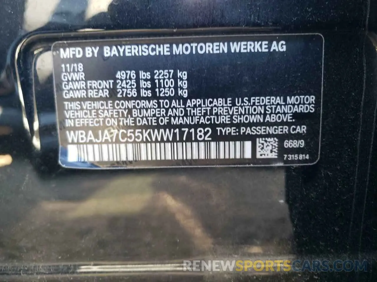 13 Photograph of a damaged car WBAJA7C55KWW17182 BMW 5 SERIES 2019