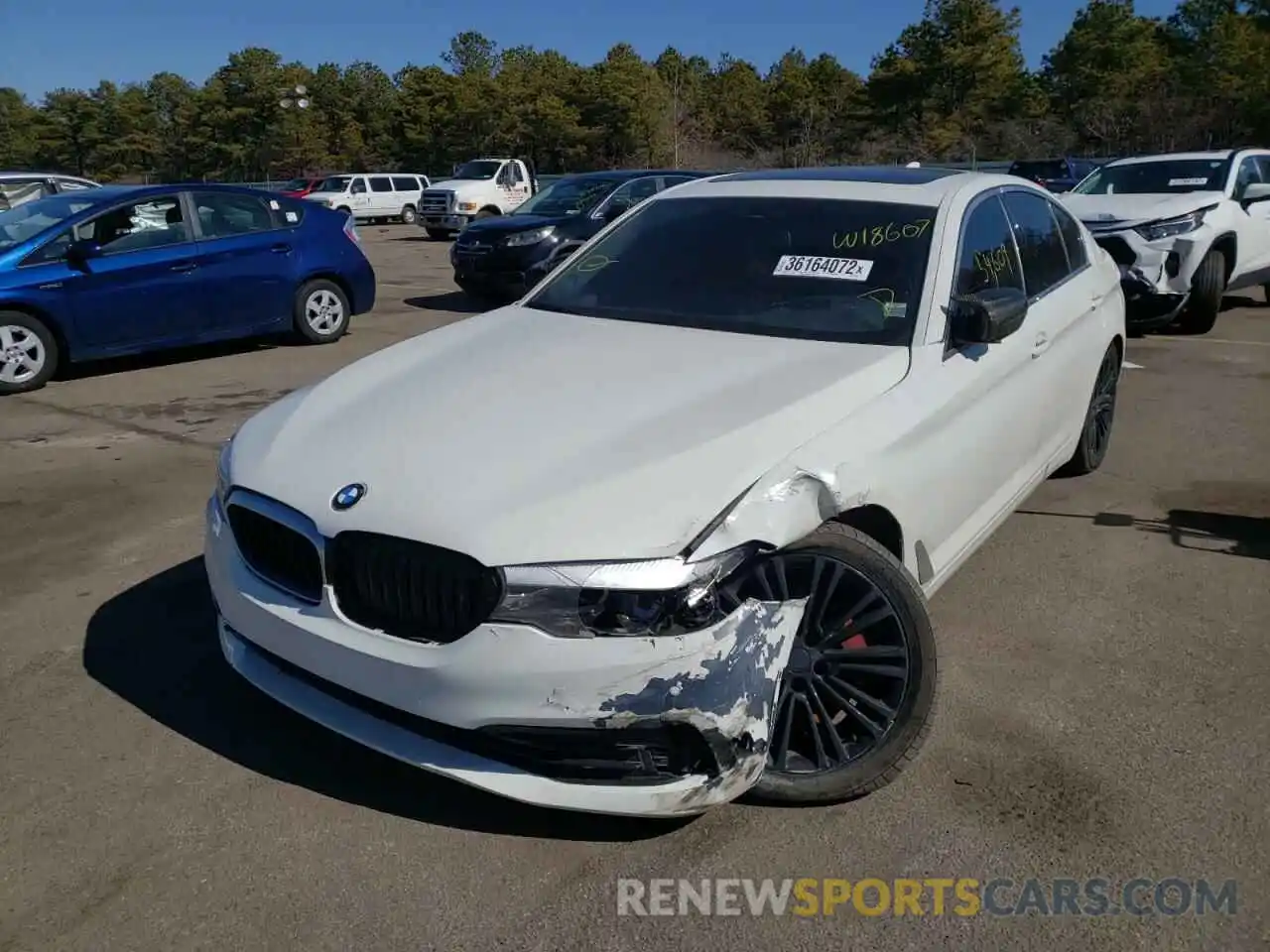 2 Photograph of a damaged car WBAJA7C55KWW18607 BMW 5 SERIES 2019