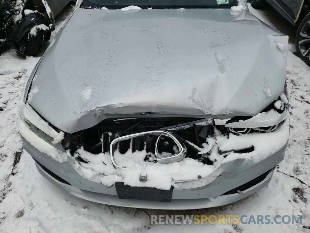 7 Photograph of a damaged car WBAJA7C55KWW27386 BMW 5 SERIES 2019