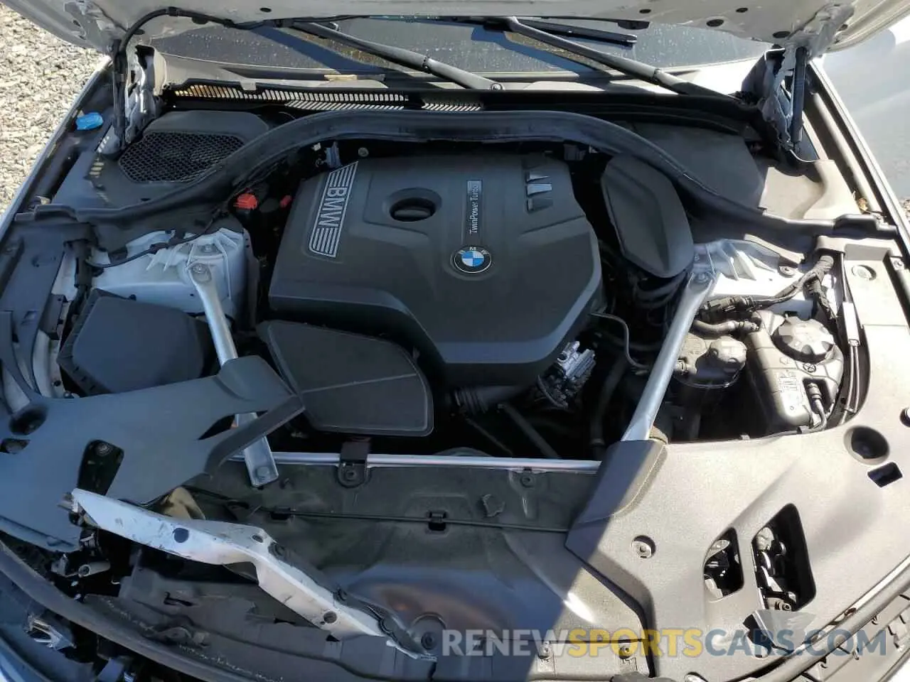 11 Photograph of a damaged car WBAJA7C55KWW49663 BMW 5 SERIES 2019