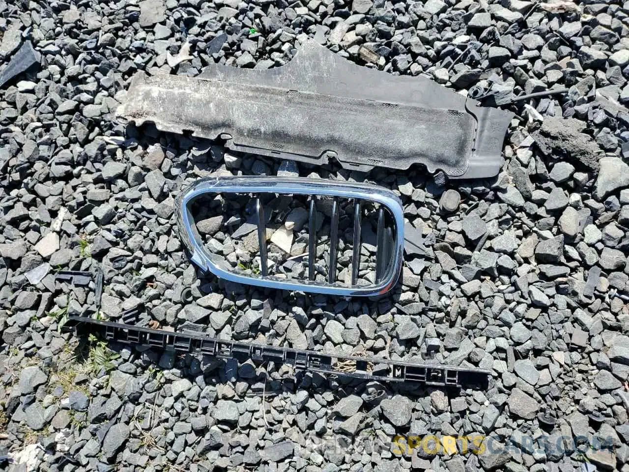 12 Photograph of a damaged car WBAJA7C55KWW49663 BMW 5 SERIES 2019