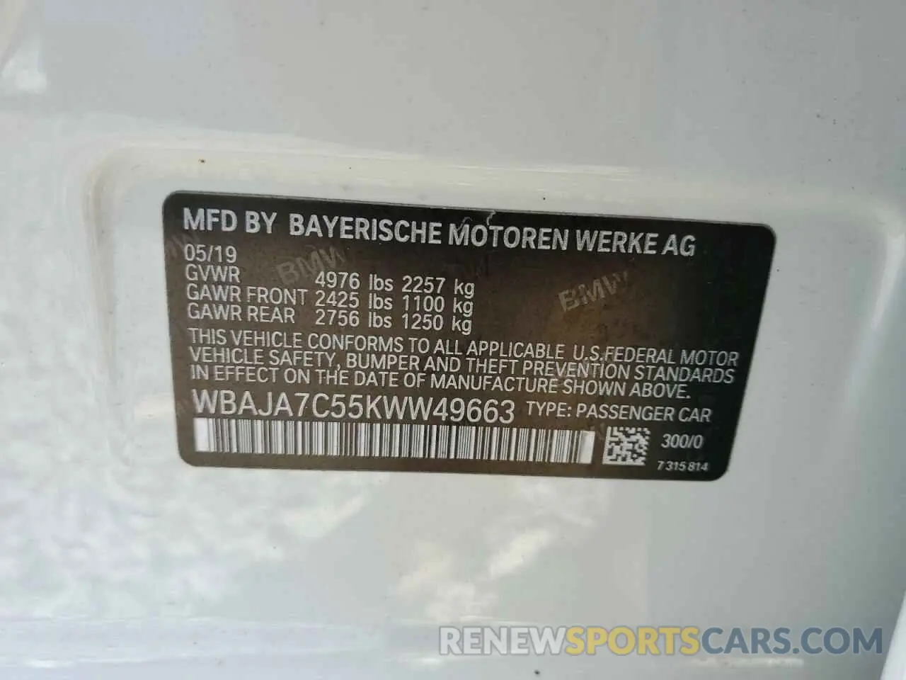 13 Photograph of a damaged car WBAJA7C55KWW49663 BMW 5 SERIES 2019