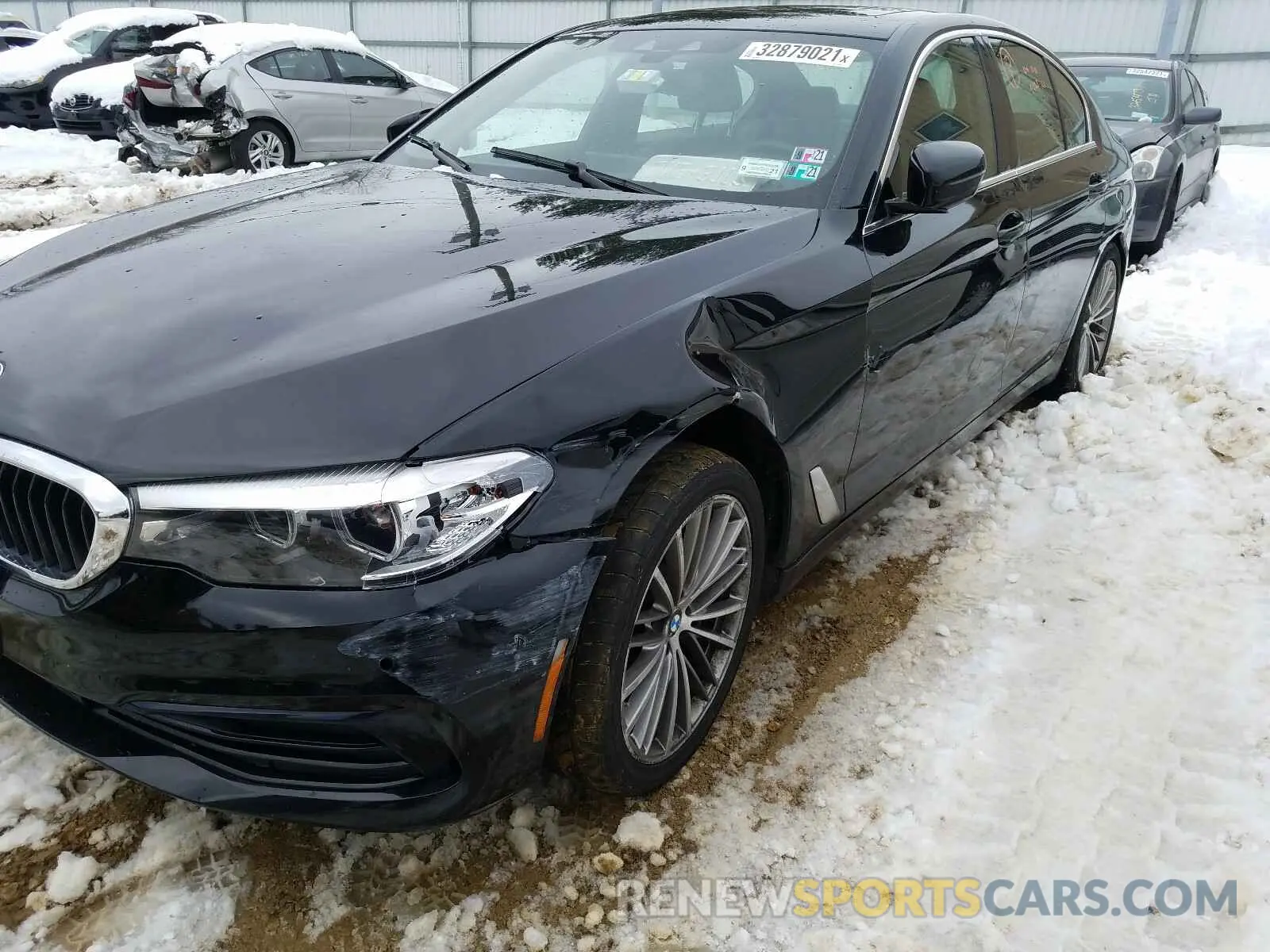 9 Photograph of a damaged car WBAJA7C56KG912303 BMW 5 SERIES 2019