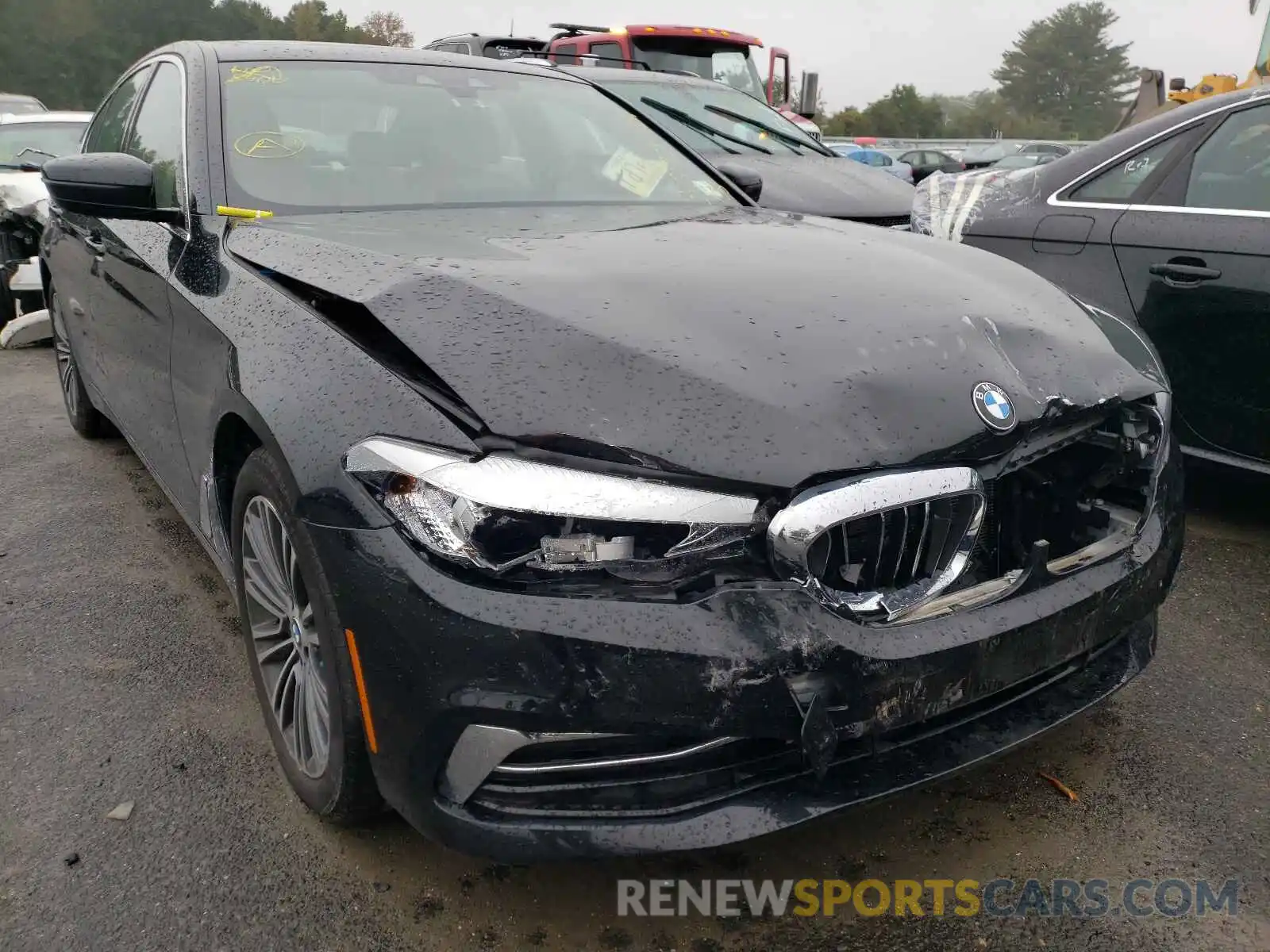 1 Photograph of a damaged car WBAJA7C57KG910317 BMW 5 SERIES 2019