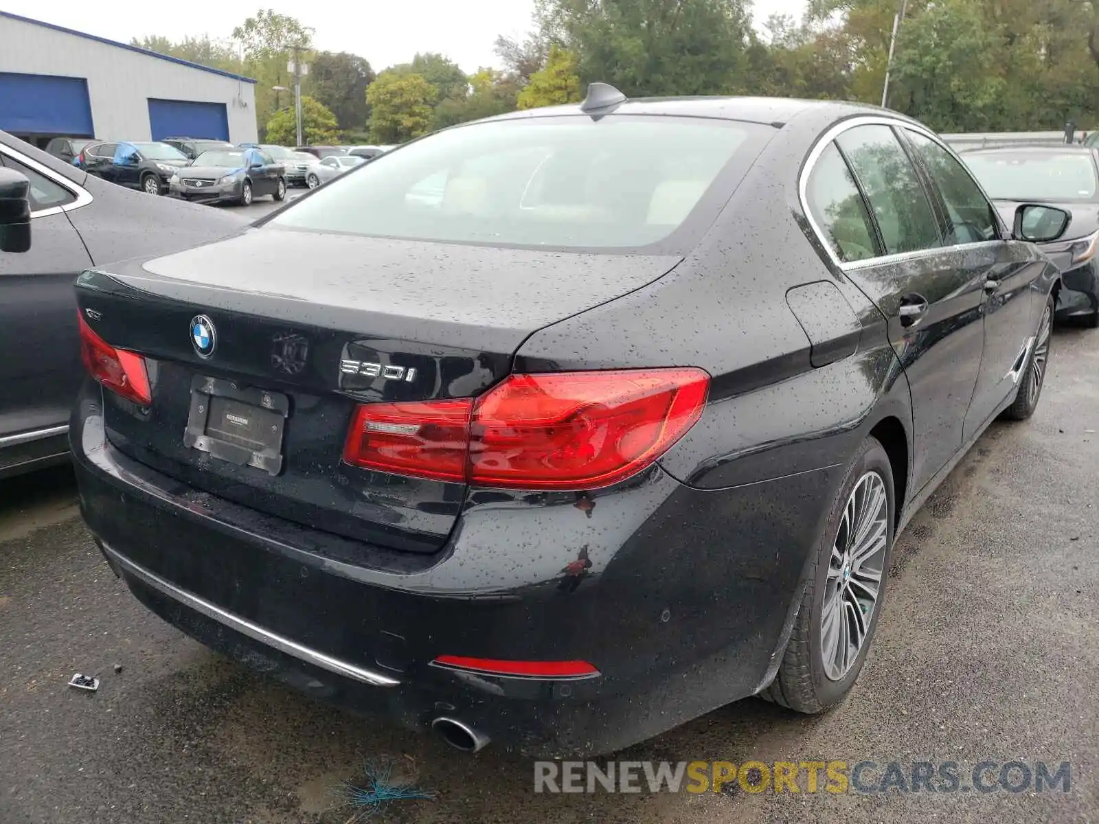 4 Photograph of a damaged car WBAJA7C57KG910317 BMW 5 SERIES 2019