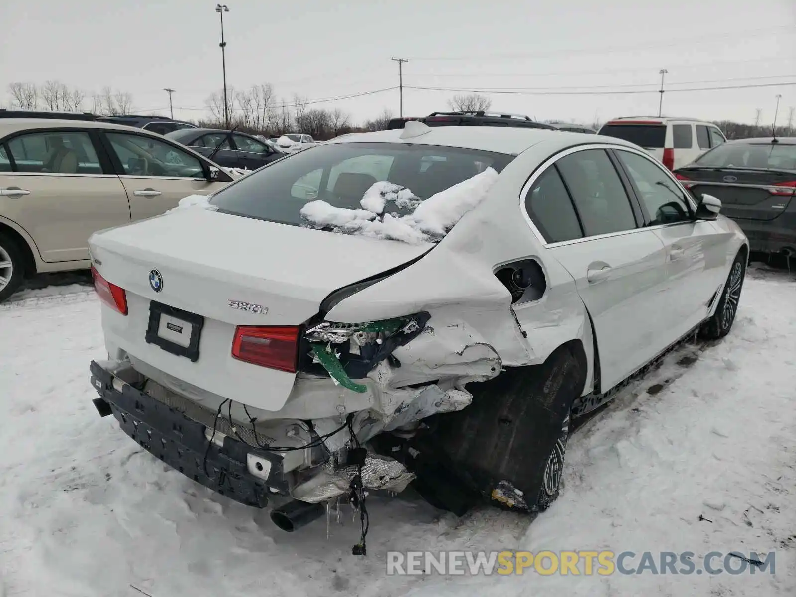 4 Photograph of a damaged car WBAJA7C57KG910396 BMW 5 SERIES 2019