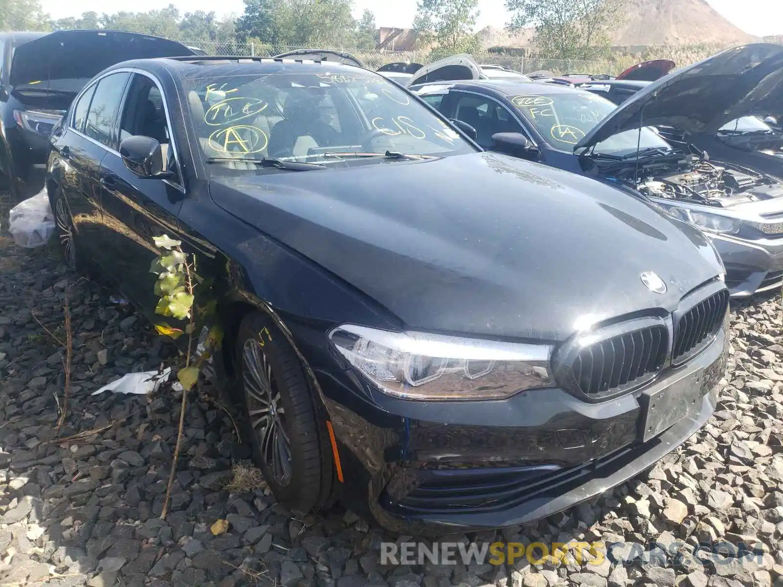 1 Photograph of a damaged car WBAJA7C57KWC78024 BMW 5 SERIES 2019