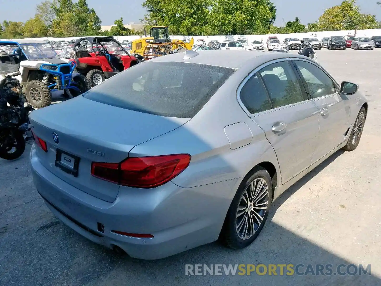 4 Photograph of a damaged car WBAJA7C57KWW09021 BMW 5 SERIES 2019