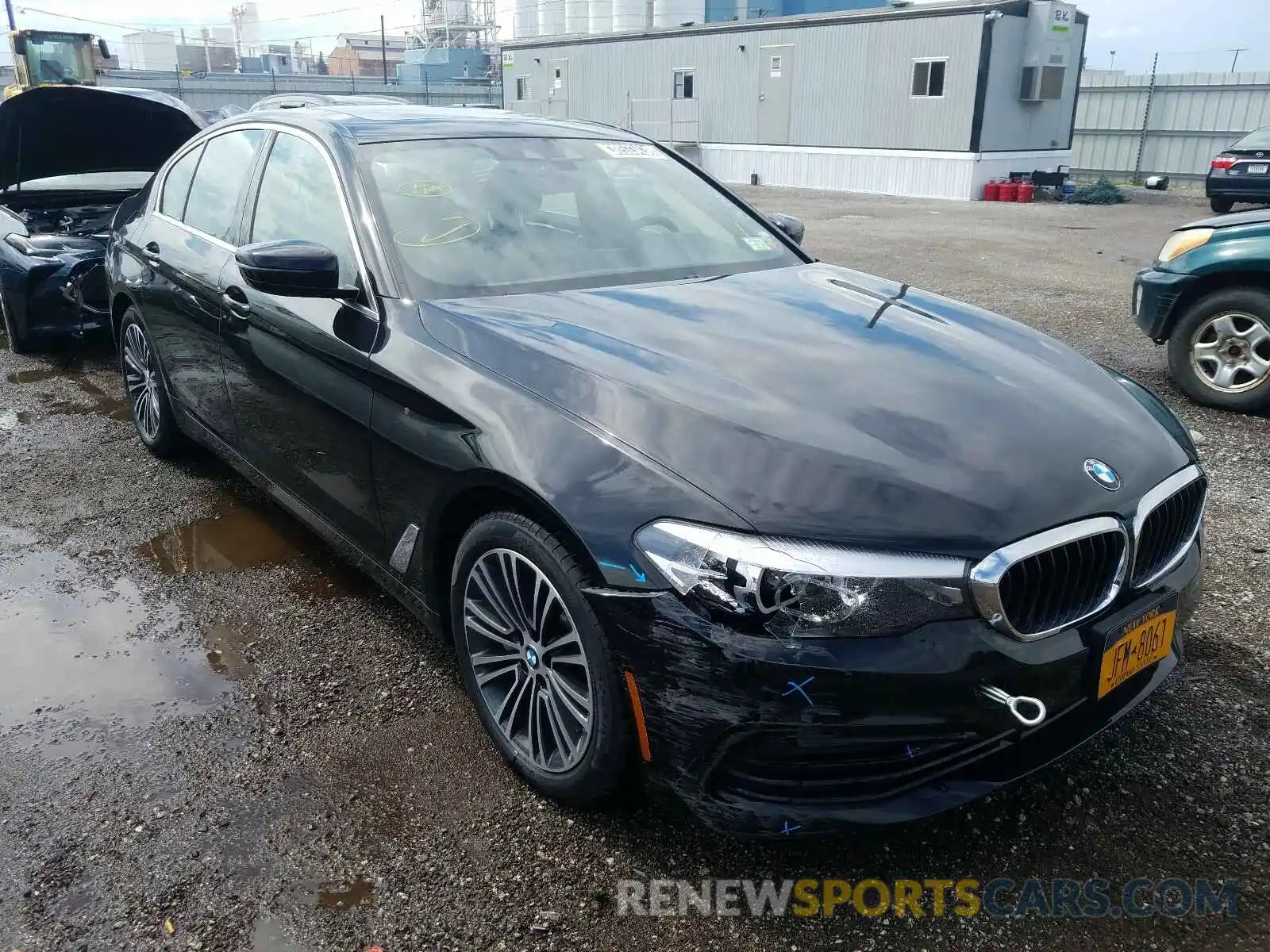 1 Photograph of a damaged car WBAJA7C57KWW18575 BMW 5 SERIES 2019