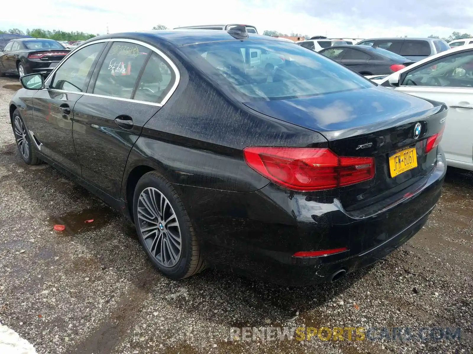 3 Photograph of a damaged car WBAJA7C57KWW18575 BMW 5 SERIES 2019