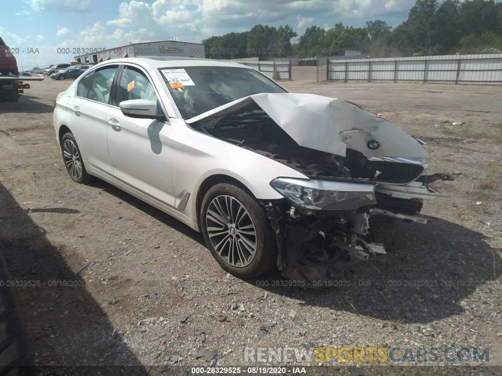 1 Photograph of a damaged car WBAJA7C57KWW18995 BMW 5 SERIES 2019