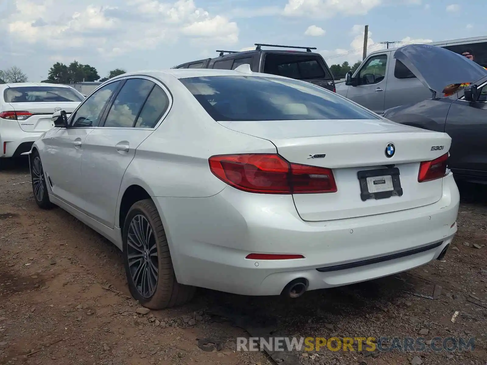 3 Photograph of a damaged car WBAJA7C57KWW48515 BMW 5 SERIES 2019