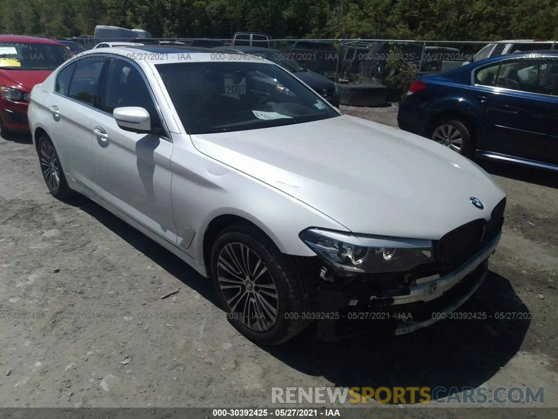 1 Photograph of a damaged car WBAJA7C58KG912755 BMW 5 SERIES 2019