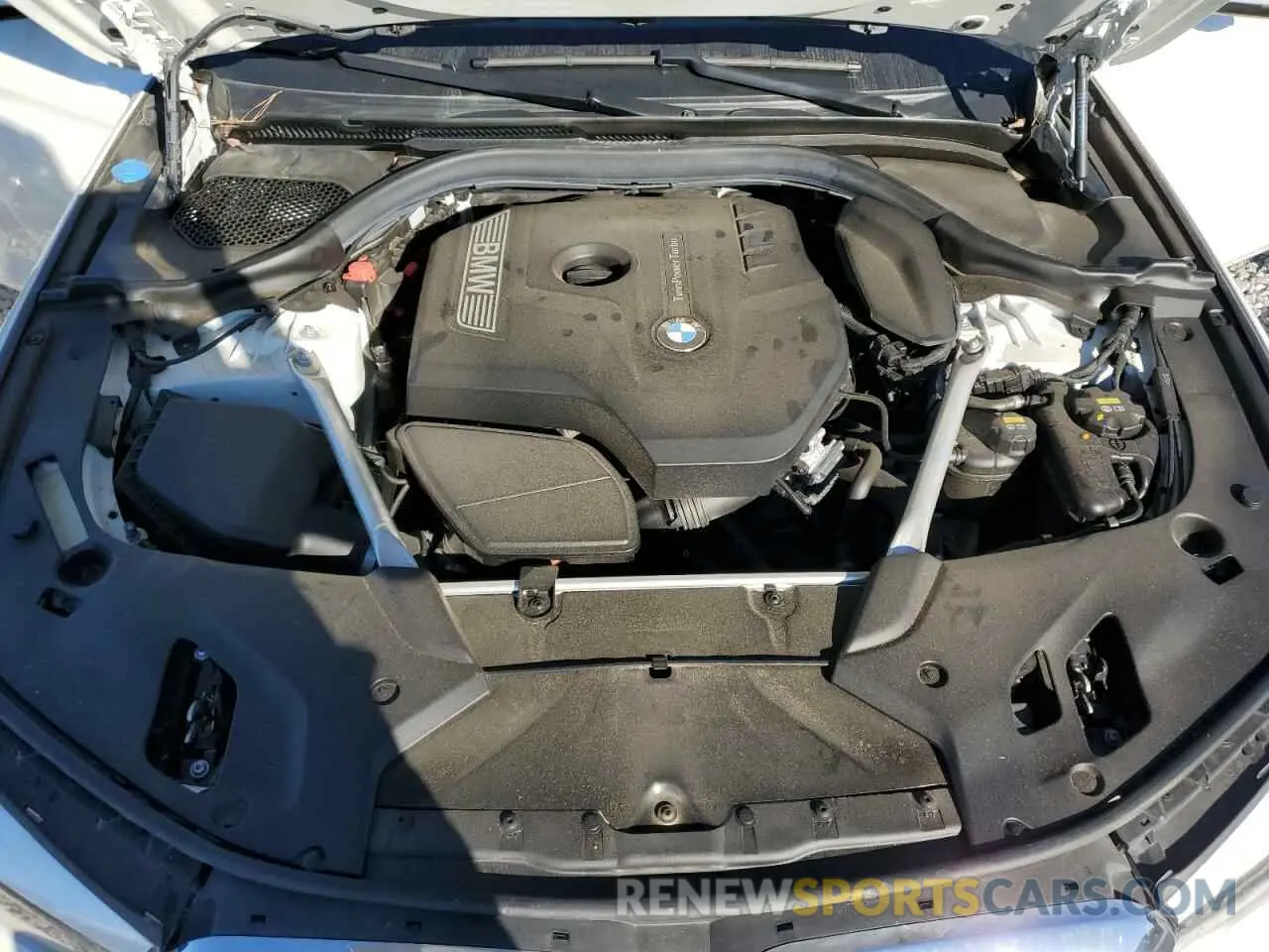 11 Photograph of a damaged car WBAJA7C58KWW11425 BMW 5 SERIES 2019