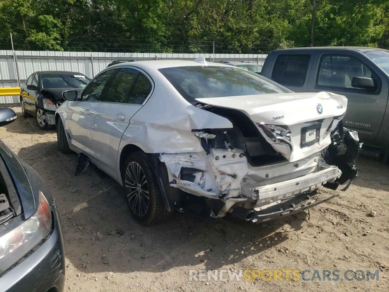 3 Photograph of a damaged car WBAJA7C58KWW39757 BMW 5 SERIES 2019