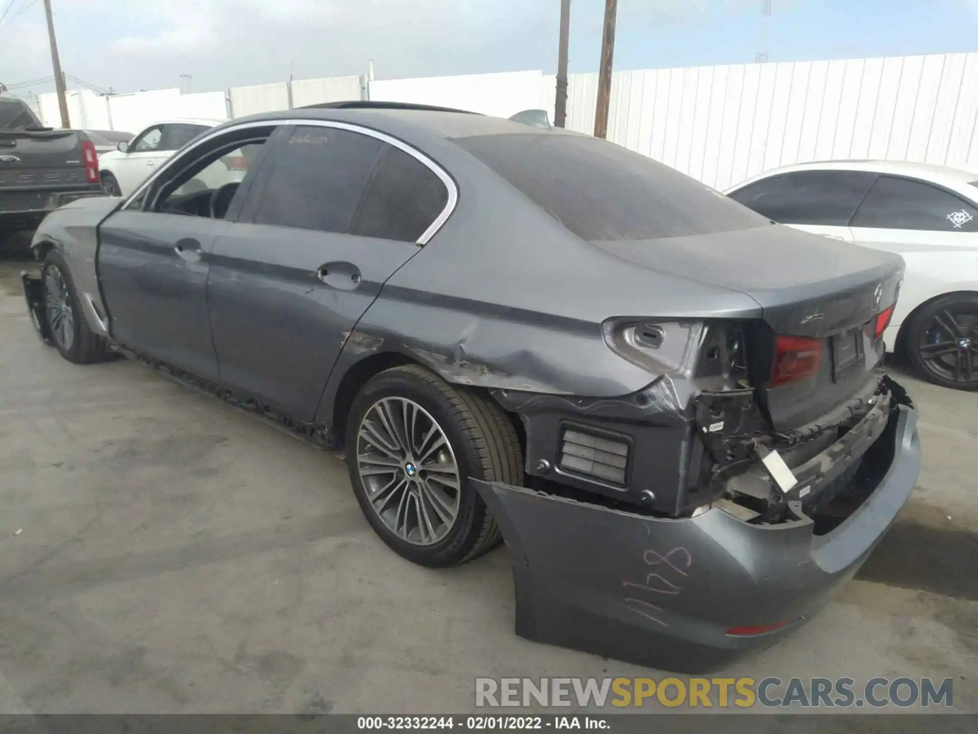 3 Photograph of a damaged car WBAJA7C59KWW07996 BMW 5 SERIES 2019