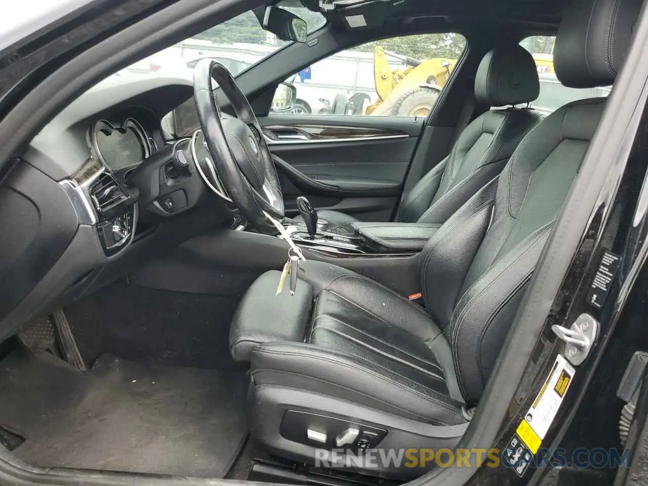 7 Photograph of a damaged car WBAJA7C59KWW18612 BMW 5 SERIES 2019