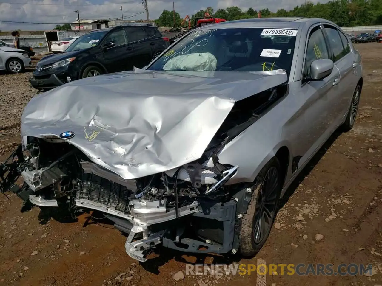 2 Photograph of a damaged car WBAJA7C5XKG910859 BMW 5 SERIES 2019