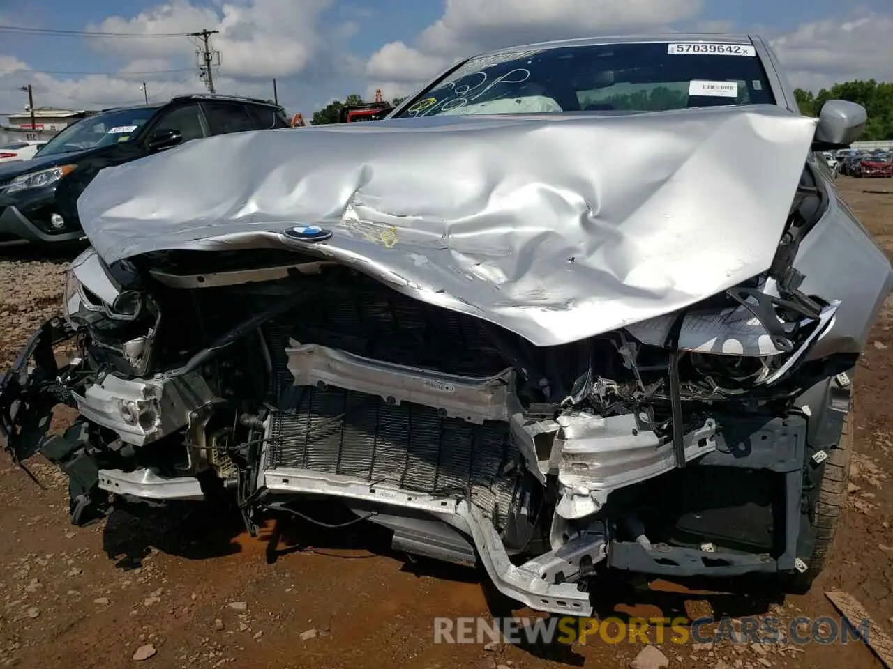 9 Photograph of a damaged car WBAJA7C5XKG910859 BMW 5 SERIES 2019