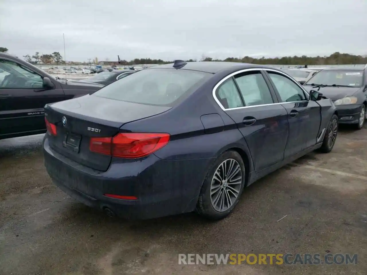 4 Photograph of a damaged car WBAJA7C5XKG911834 BMW 5 SERIES 2019