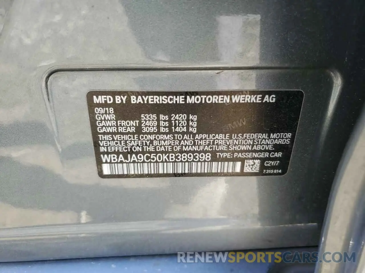 14 Photograph of a damaged car WBAJA9C50KB389398 BMW 5 SERIES 2019