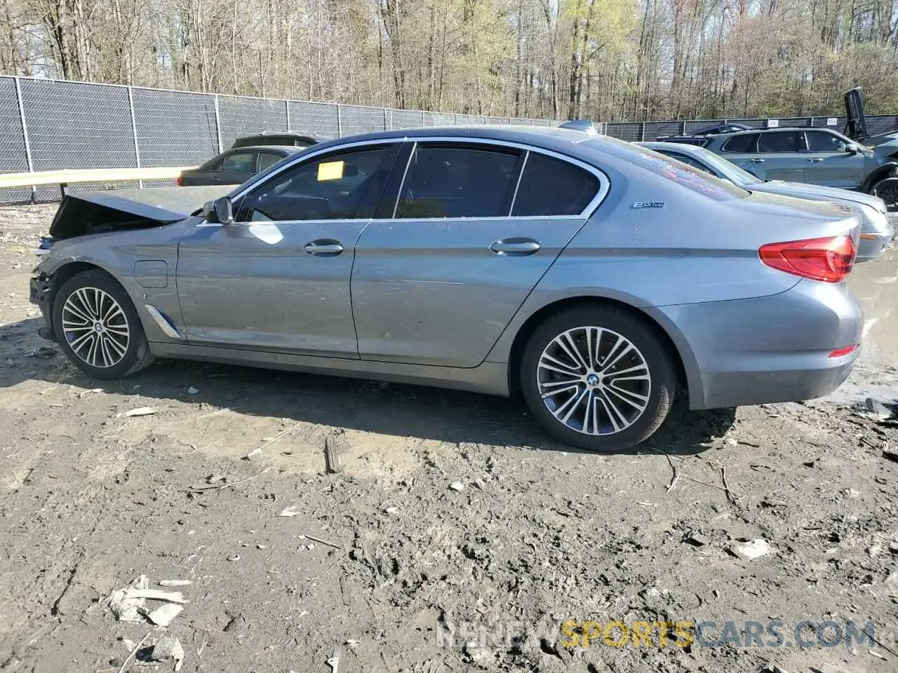 2 Photograph of a damaged car WBAJA9C50KB389398 BMW 5 SERIES 2019