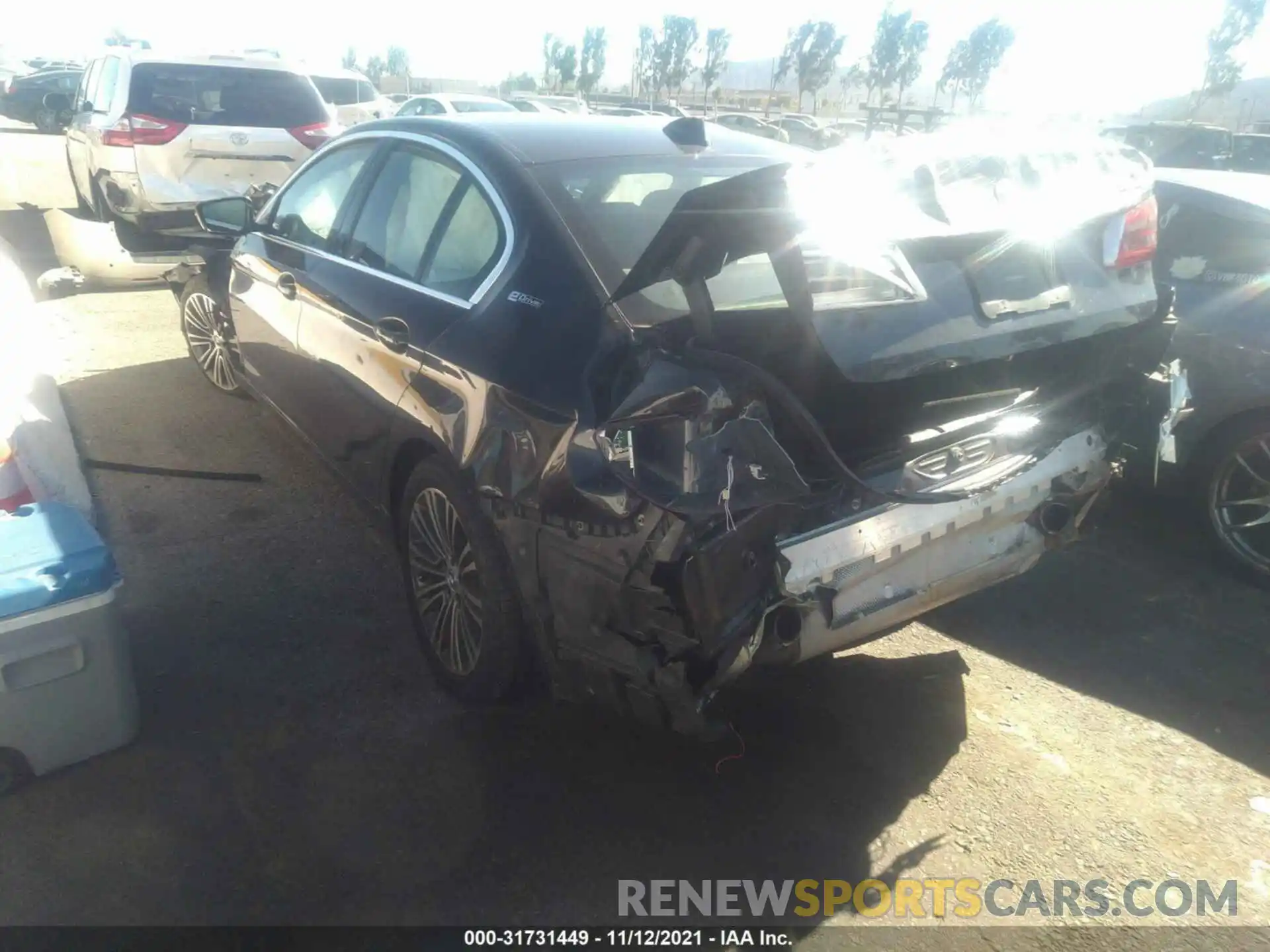 3 Photograph of a damaged car WBAJA9C50KB393158 BMW 5 SERIES 2019