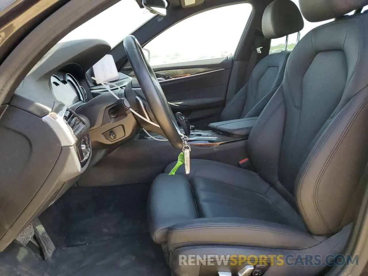 7 Photograph of a damaged car WBAJA9C52KB389192 BMW 5 SERIES 2019