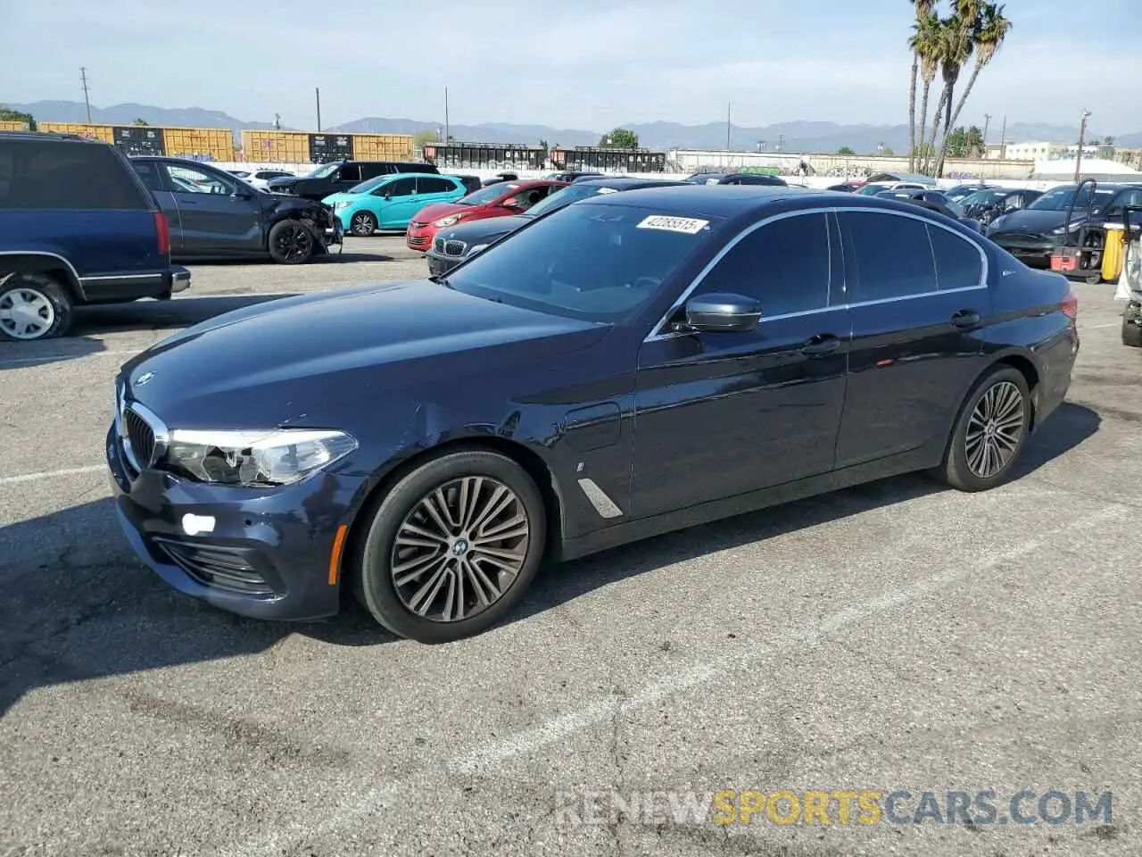 1 Photograph of a damaged car WBAJA9C54KB254179 BMW 5 SERIES 2019