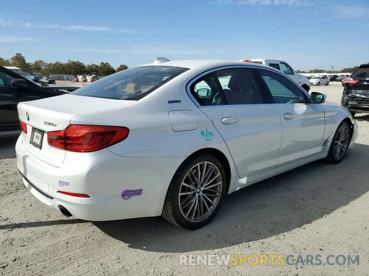 3 Photograph of a damaged car WBAJA9C54KB254585 BMW 5 SERIES 2019