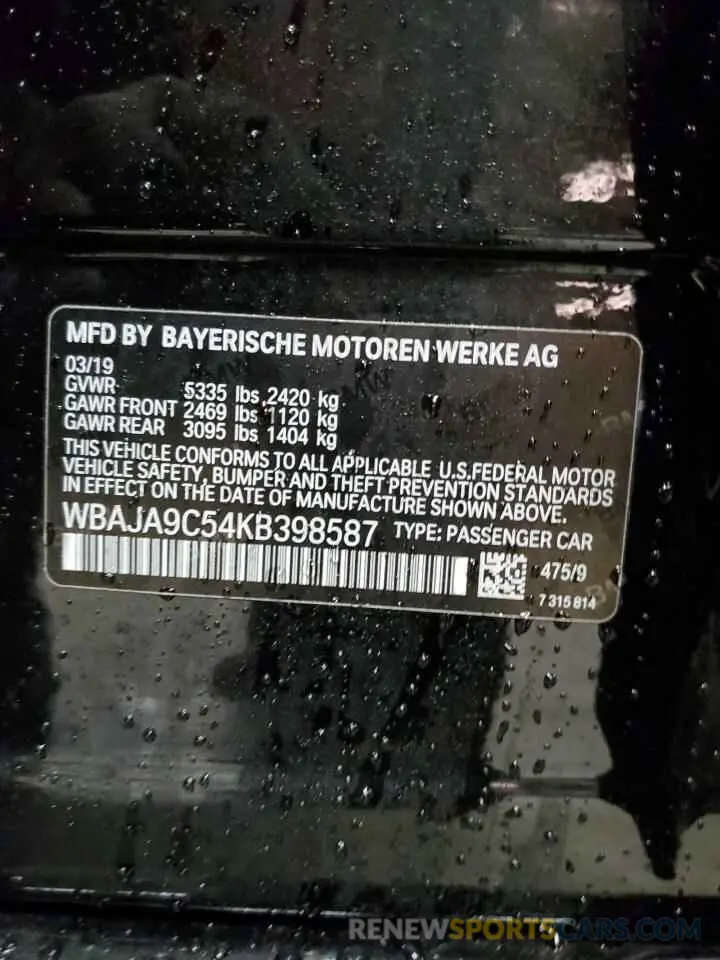10 Photograph of a damaged car WBAJA9C54KB398587 BMW 5 SERIES 2019