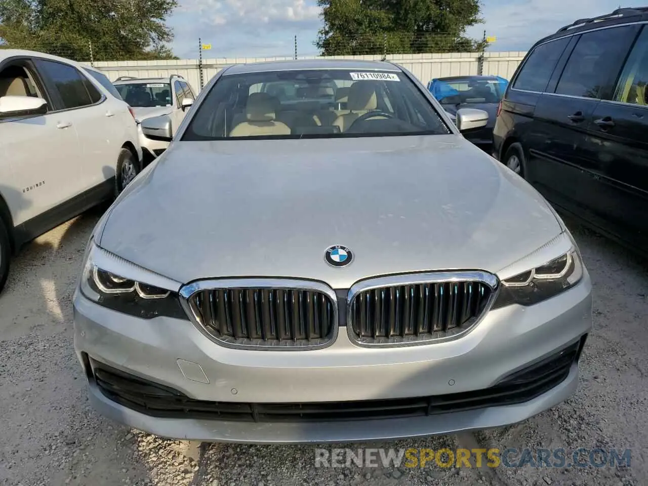 5 Photograph of a damaged car WBAJA9C54KB399240 BMW 5 SERIES 2019