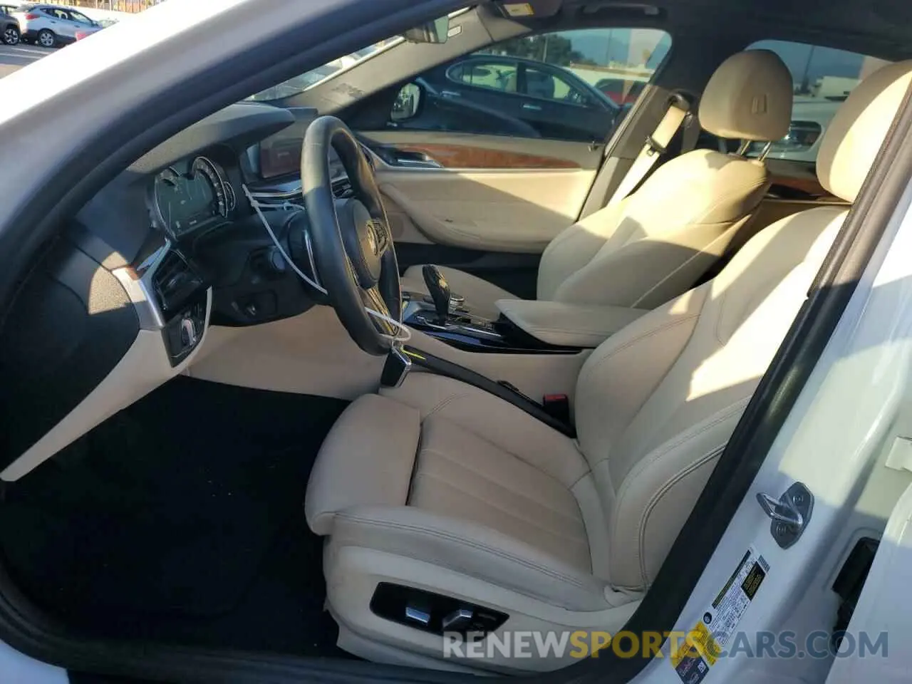7 Photograph of a damaged car WBAJA9C55KB389784 BMW 5 SERIES 2019