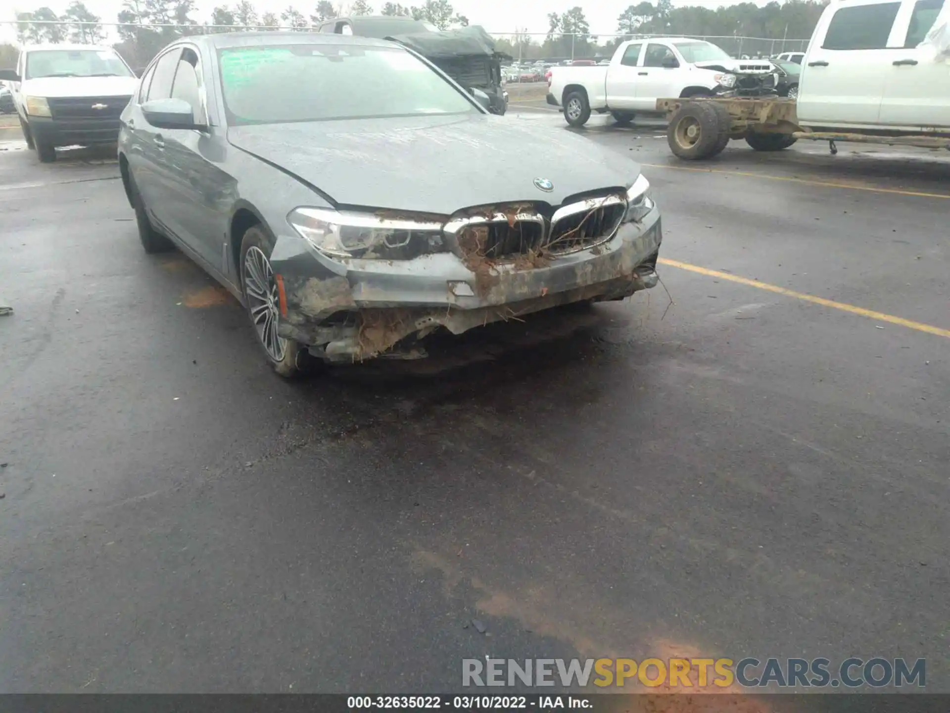 6 Photograph of a damaged car WBAJA9C56KB388515 BMW 5 SERIES 2019