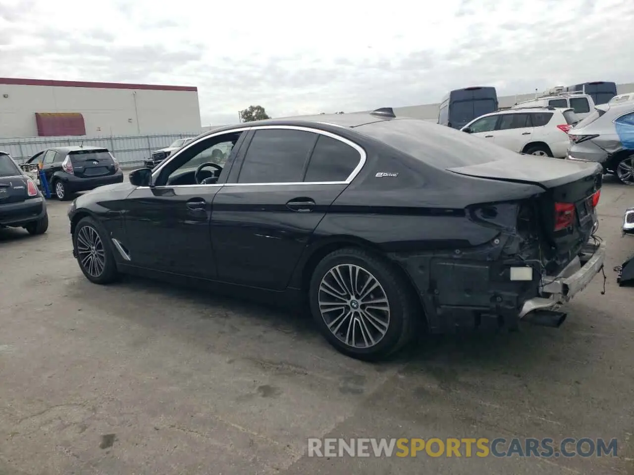 2 Photograph of a damaged car WBAJA9C56KB398834 BMW 5 SERIES 2019