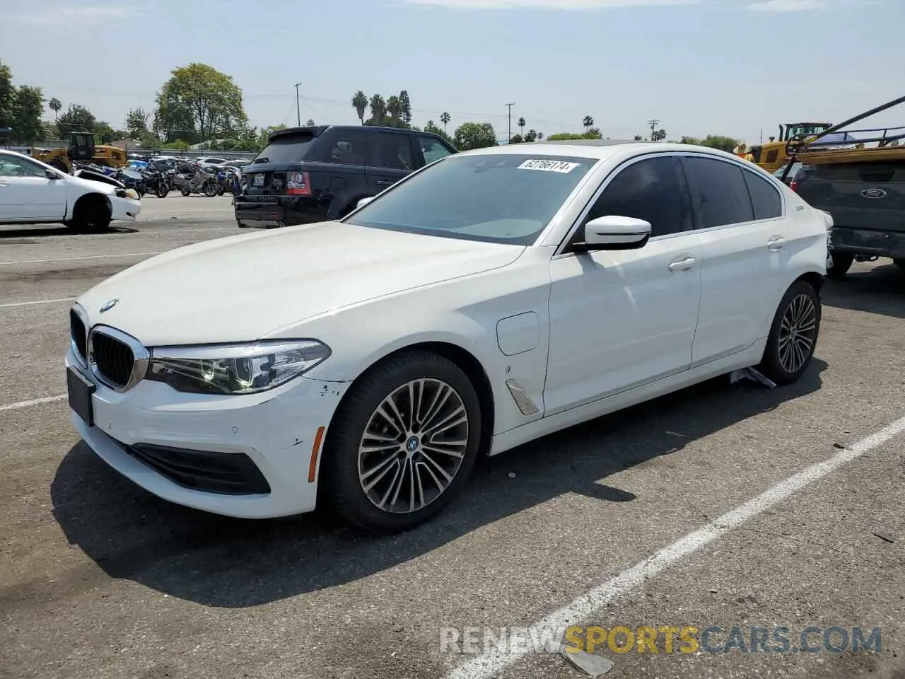 1 Photograph of a damaged car WBAJA9C58KB254671 BMW 5 SERIES 2019