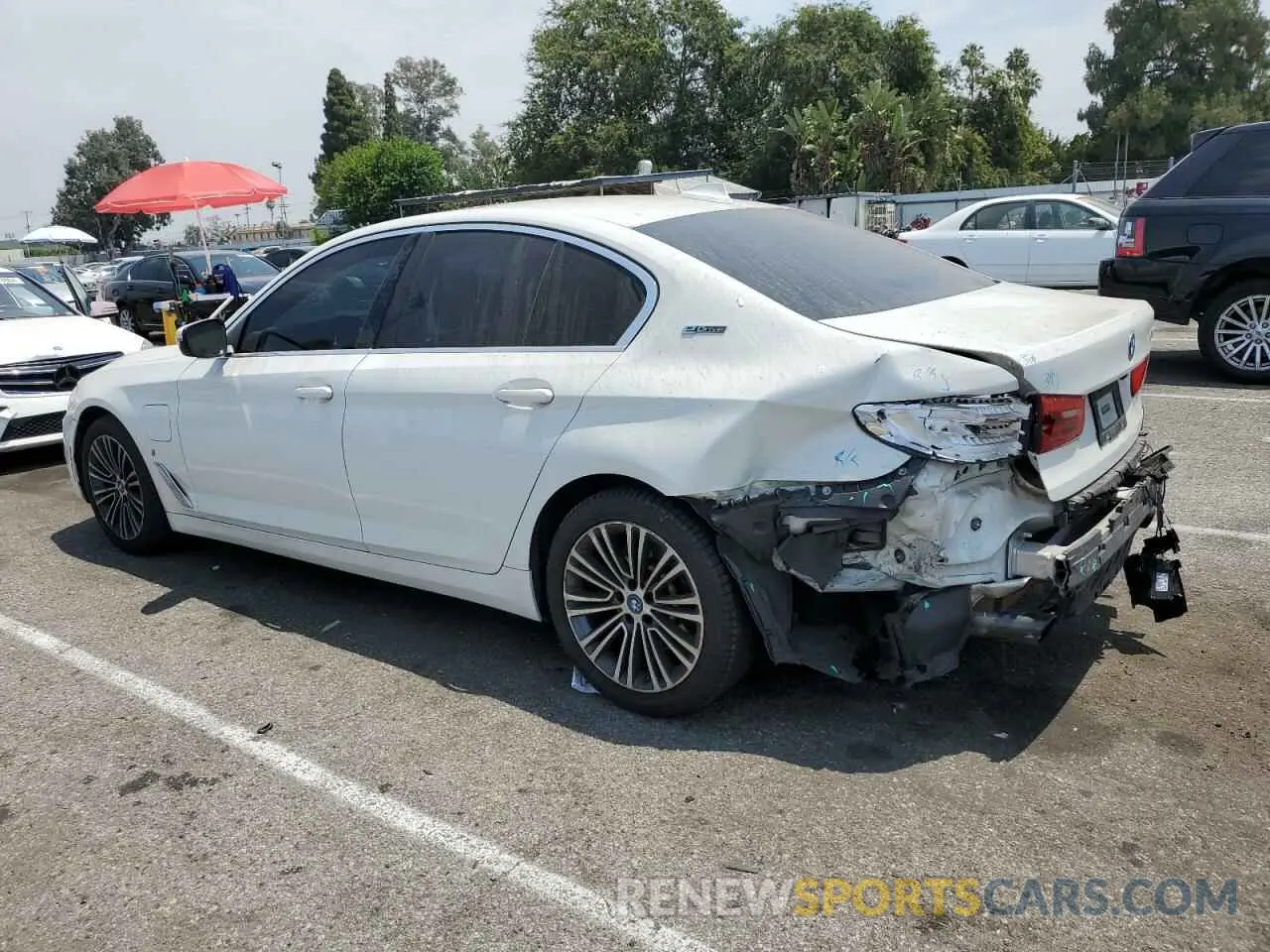 2 Photograph of a damaged car WBAJA9C58KB254671 BMW 5 SERIES 2019