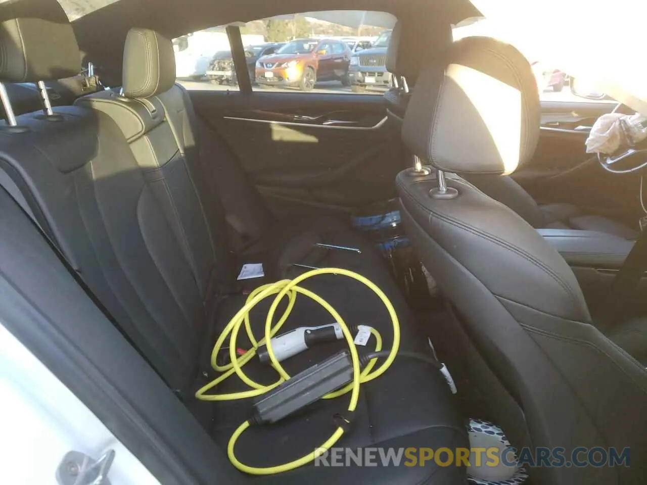6 Photograph of a damaged car WBAJA9C59KB389142 BMW 5 SERIES 2019