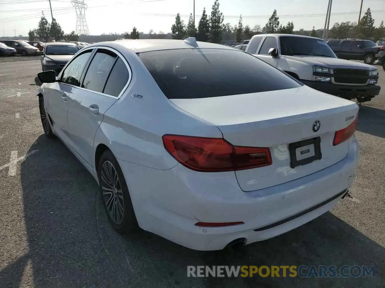 3 Photograph of a damaged car WBAJA9C5XKB388260 BMW 5 SERIES 2019