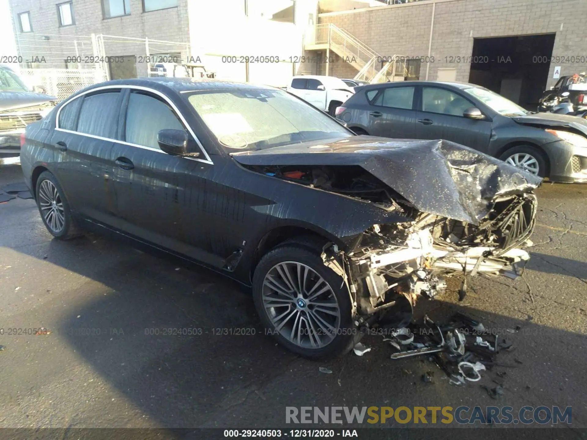 1 Photograph of a damaged car WBAJA9C5XKB388677 BMW 5 SERIES 2019