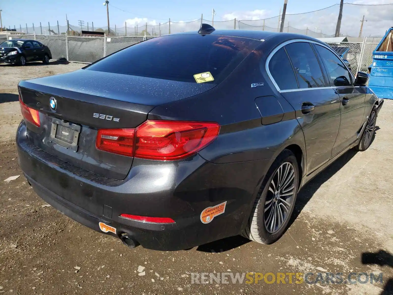 4 Photograph of a damaged car WBAJA9C5XKB398688 BMW 5 SERIES 2019