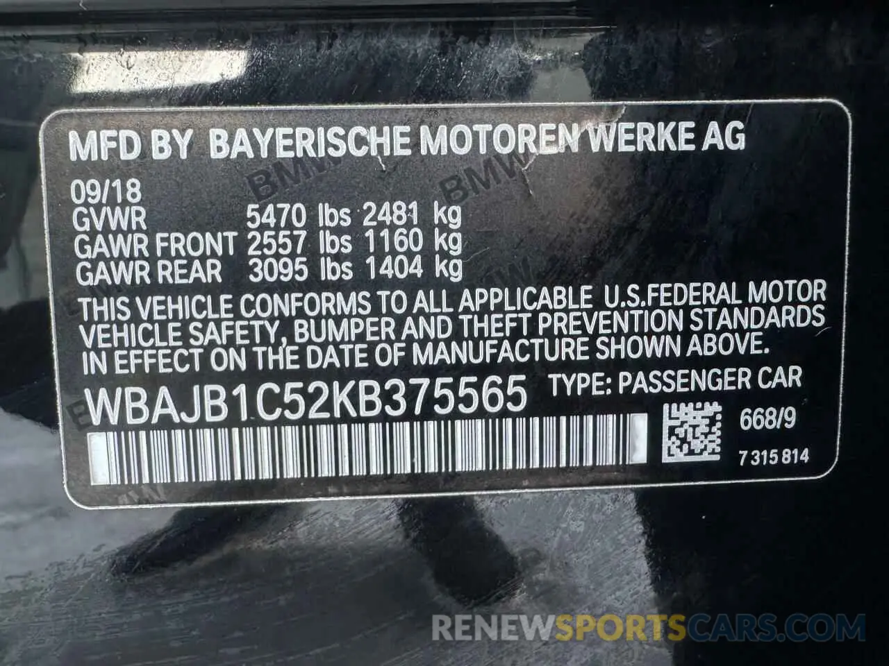 10 Photograph of a damaged car WBAJB1C52KB375565 BMW 5 SERIES 2019