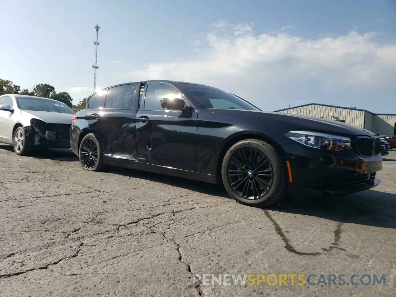 4 Photograph of a damaged car WBAJB1C5XKB376818 BMW 5 SERIES 2019