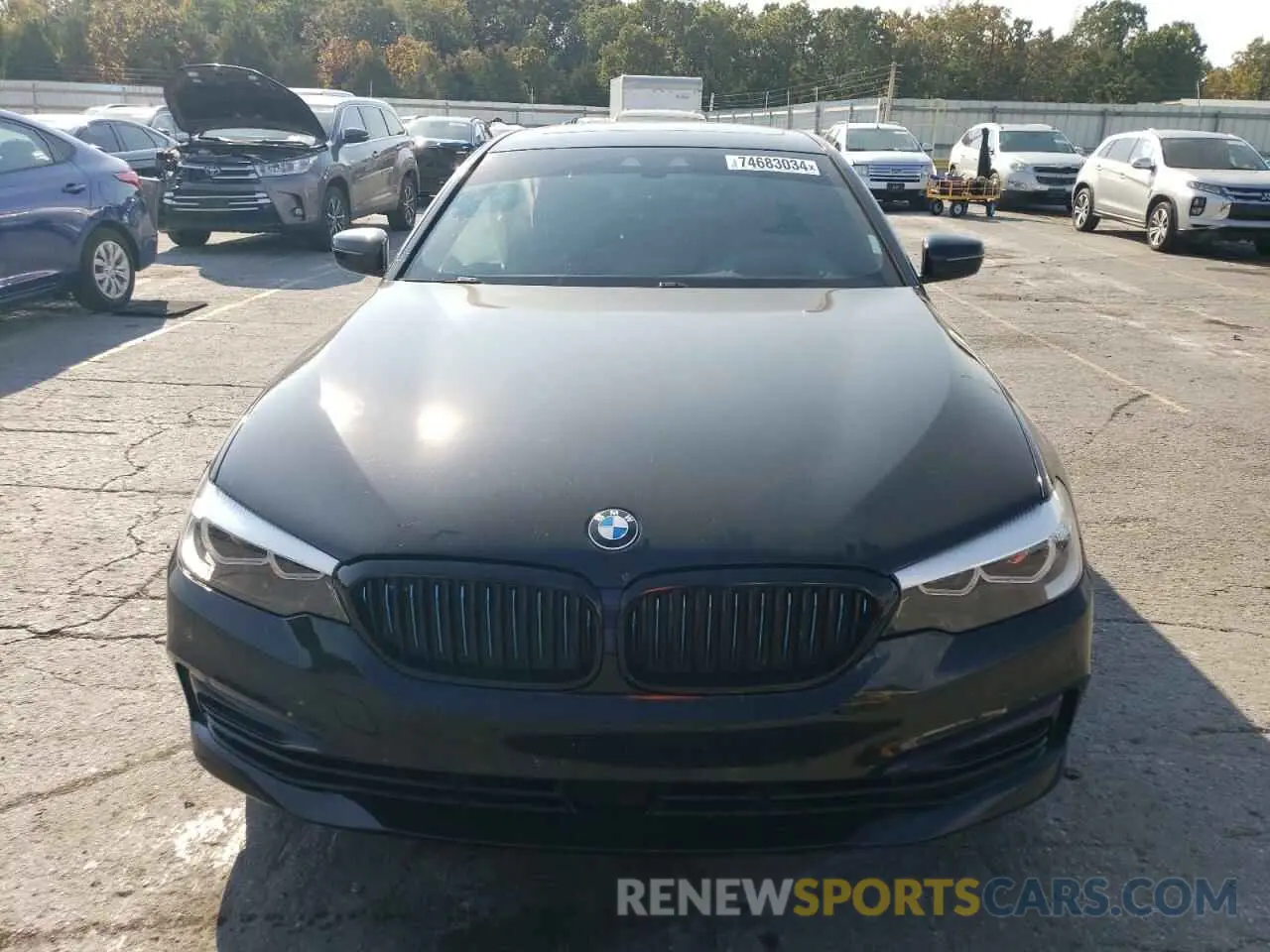 5 Photograph of a damaged car WBAJB1C5XKB376818 BMW 5 SERIES 2019