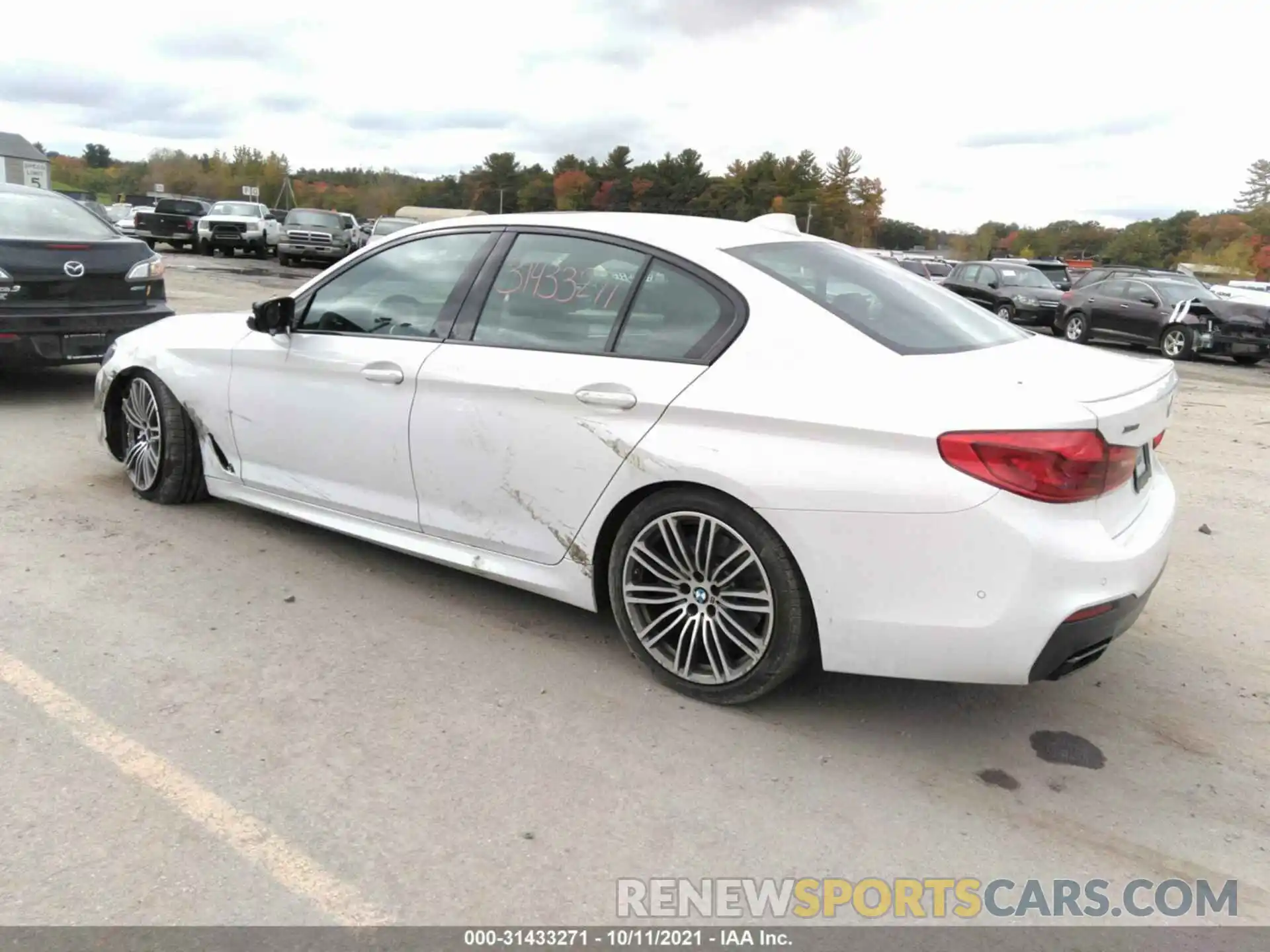 3 Photograph of a damaged car WBAJB9C52KB289087 BMW 5 SERIES 2019