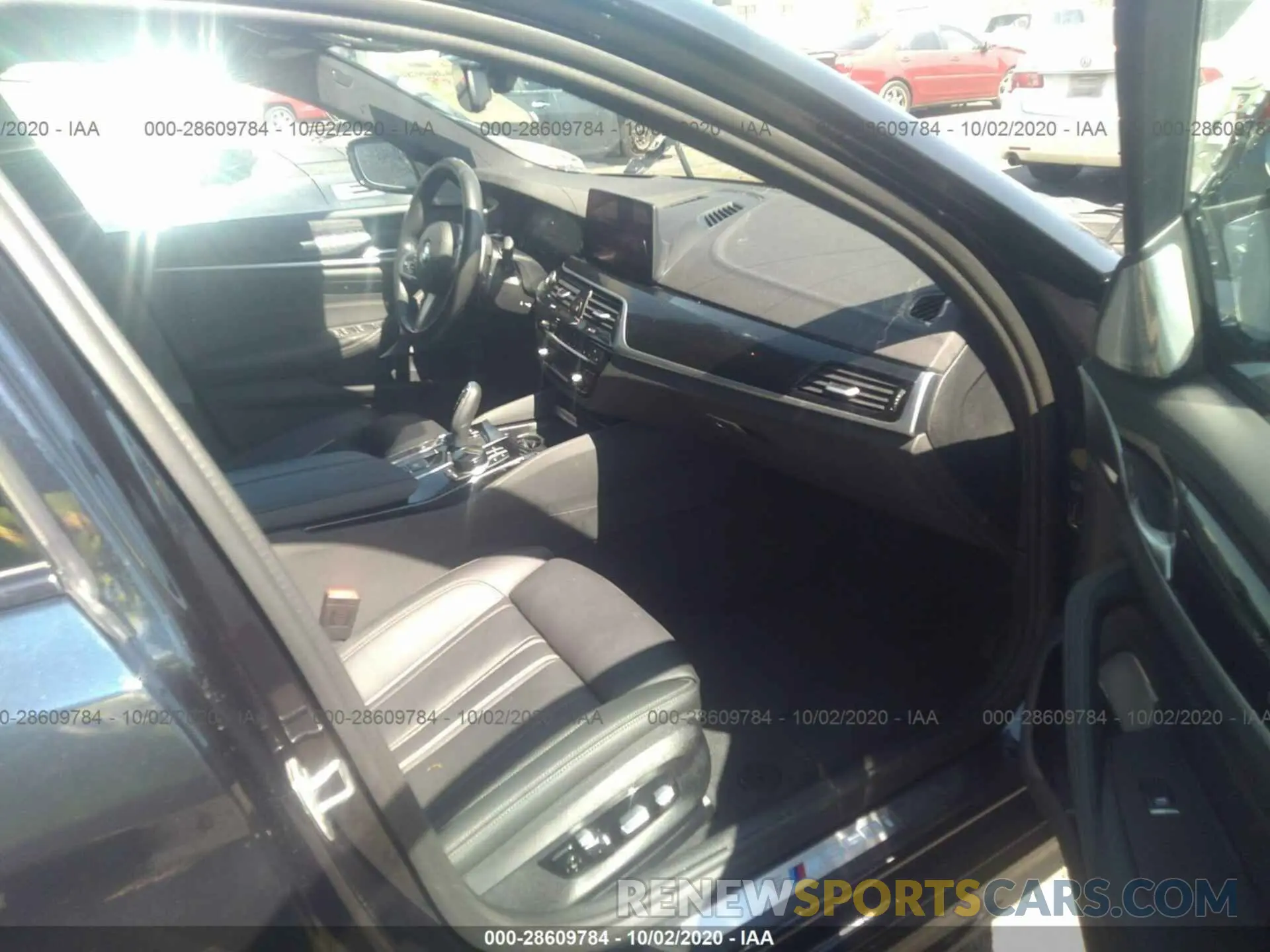 5 Photograph of a damaged car WBAJB9C54KB289222 BMW 5 SERIES 2019