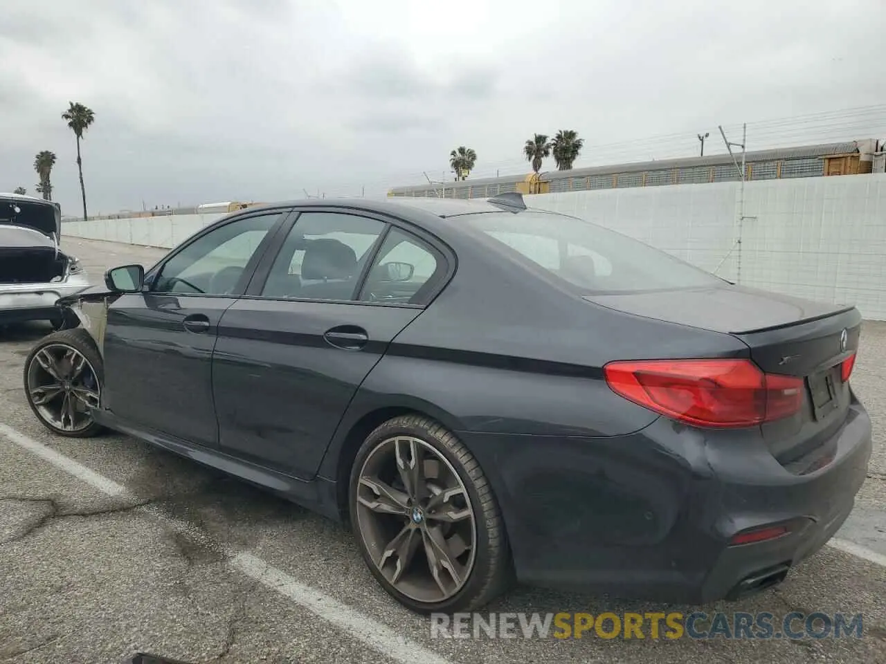 2 Photograph of a damaged car WBAJB9C59KB288809 BMW 5 SERIES 2019