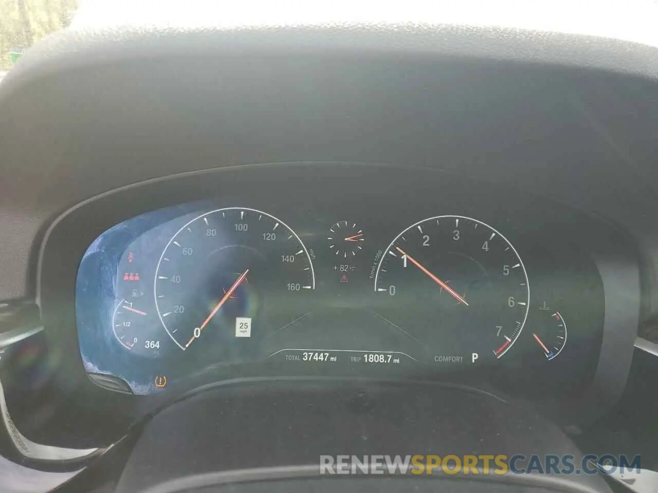 9 Photograph of a damaged car WBAJE5C50KG919241 BMW 5 SERIES 2019