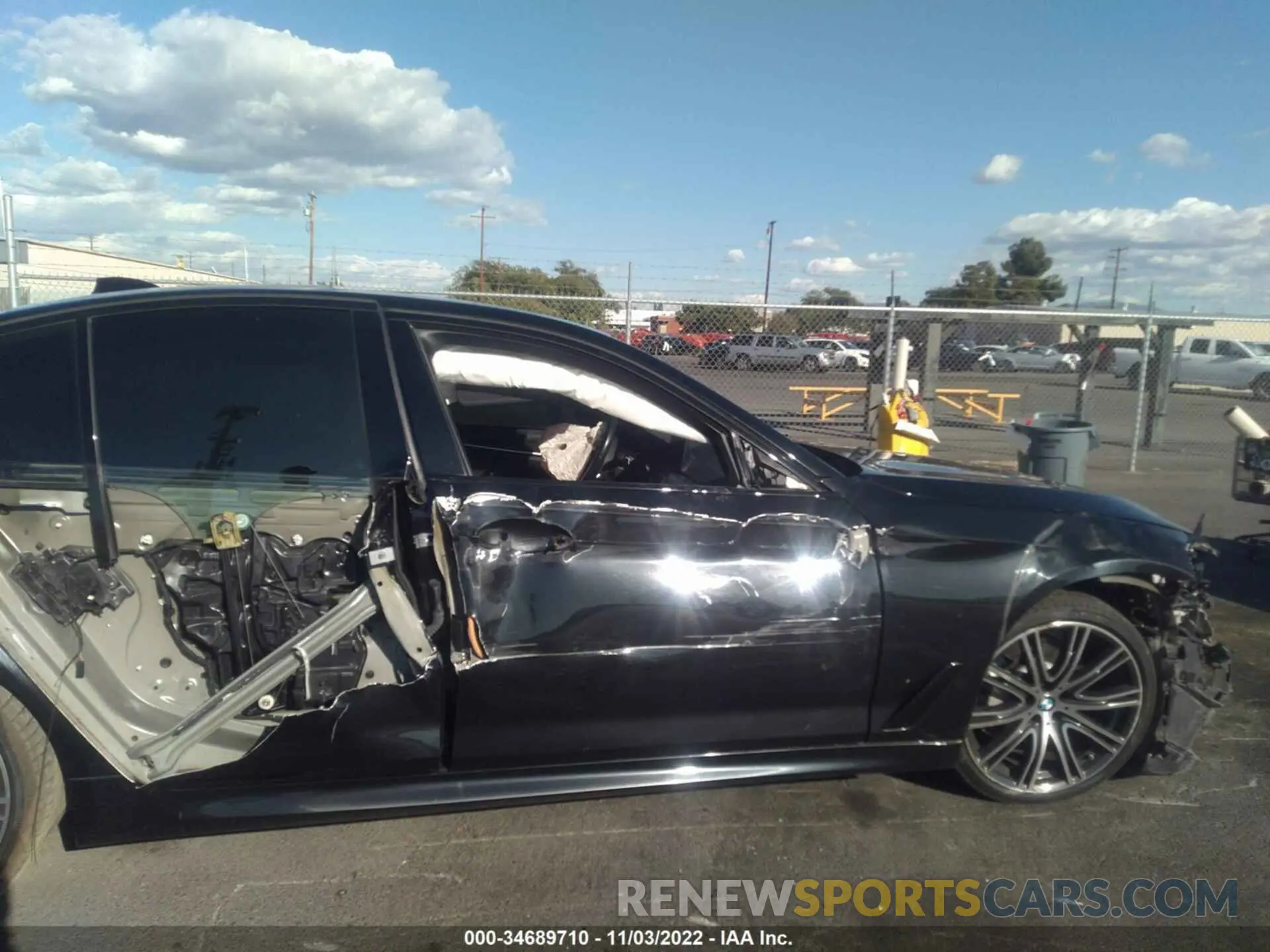 6 Photograph of a damaged car WBAJE5C50KWW08270 BMW 5 SERIES 2019